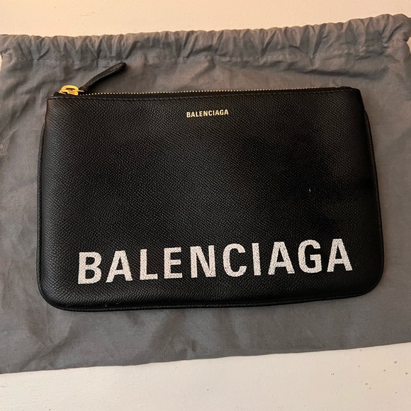 balenciaga clutch bag with dust bag - Picture 1 of 3